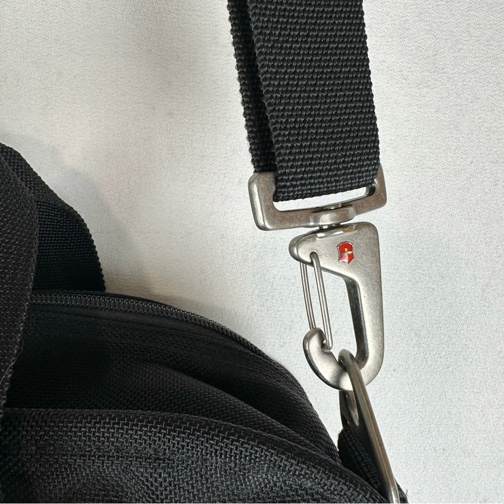 Victorinox Laptop Messenger Bag 32011N Breifcase Office School